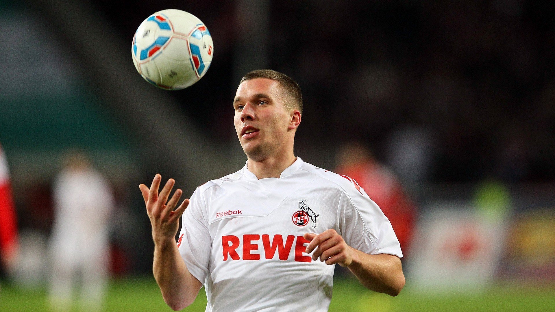 新闻中心优秀员工表彰大会举行，新闻中心优秀员工表彰大会举行仪式